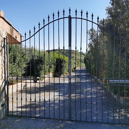 Villa Del Carrubo A Due Passi Dal Mare Di Cefalu Collesano Luaran gambar