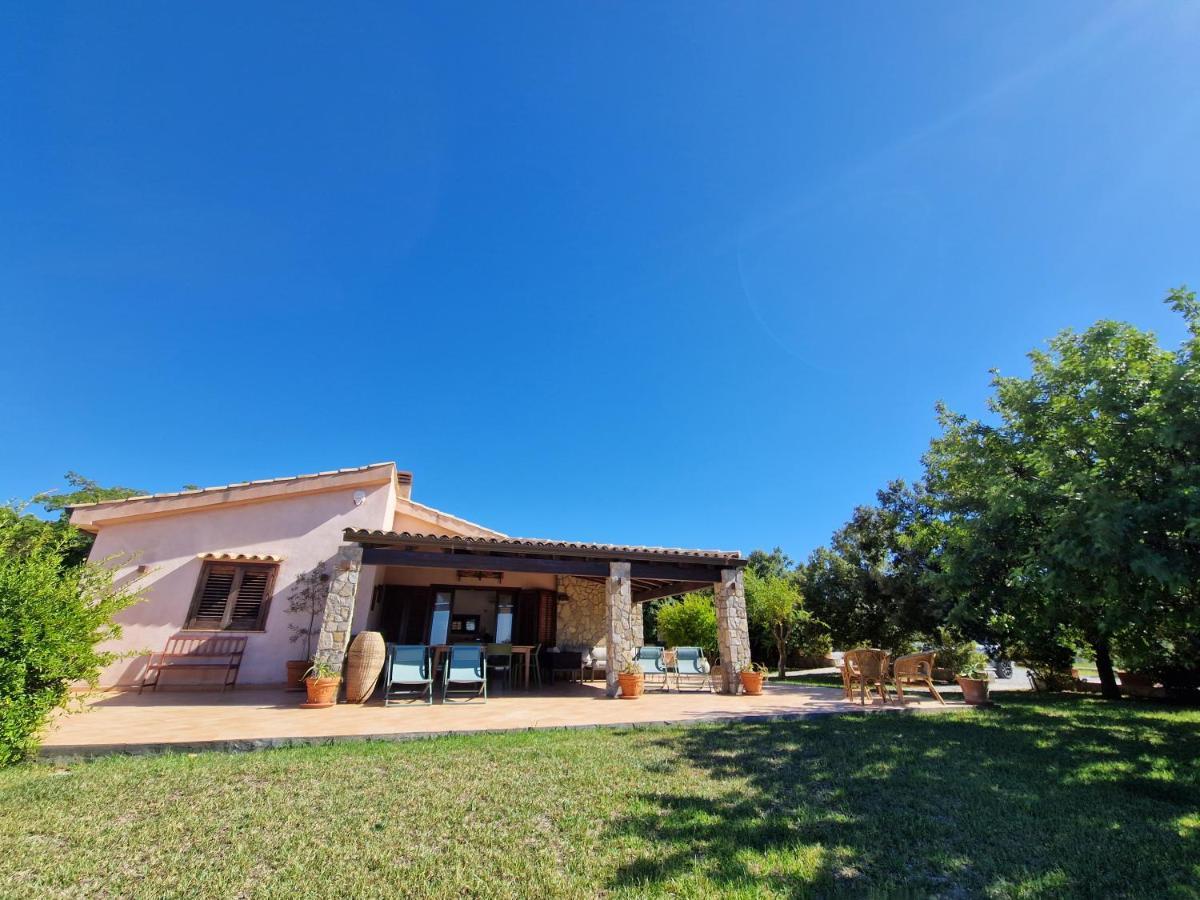 Villa Del Carrubo A Due Passi Dal Mare Di Cefalu Collesano Luaran gambar