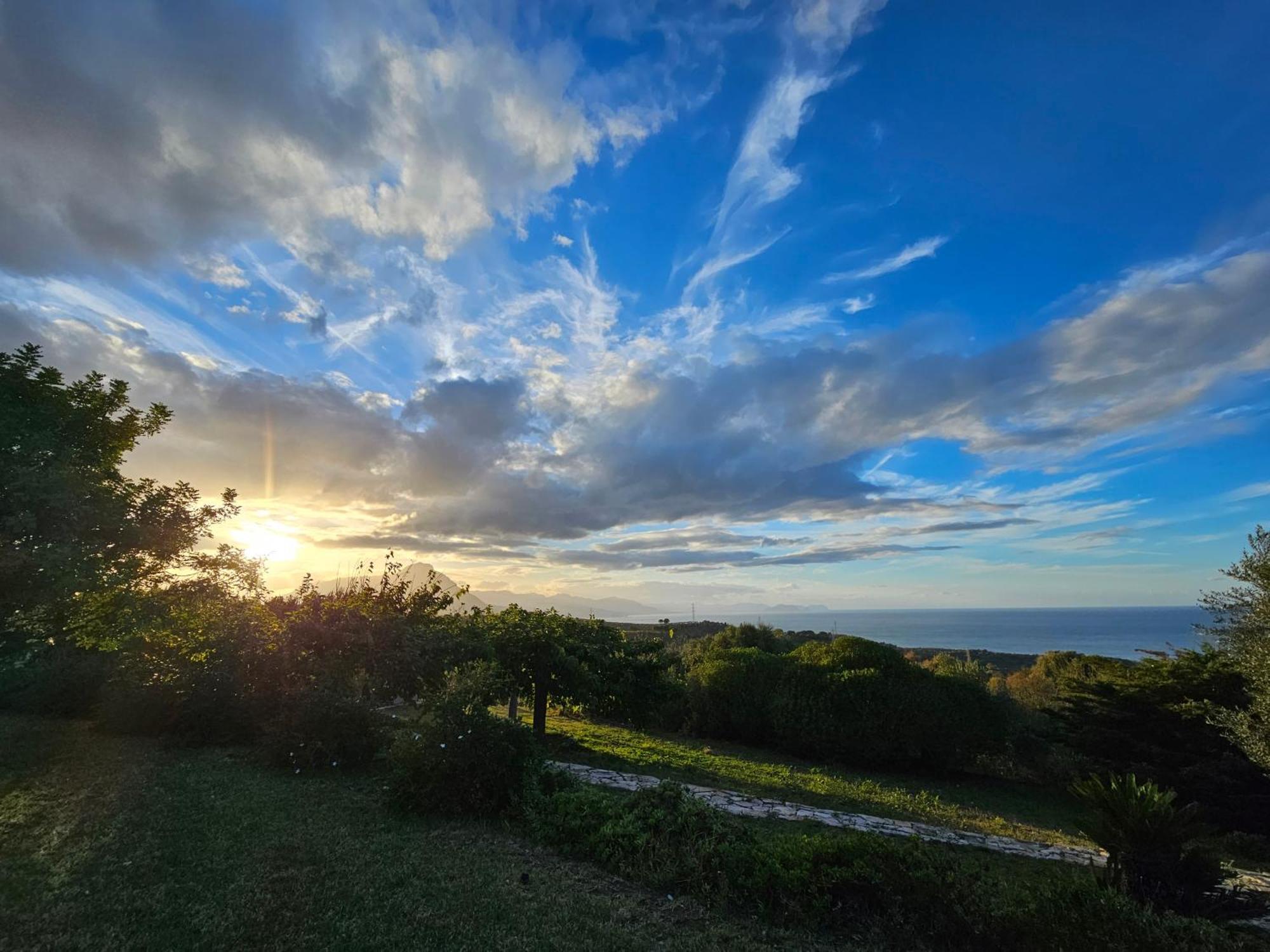 Villa Del Carrubo A Due Passi Dal Mare Di Cefalu Collesano Luaran gambar