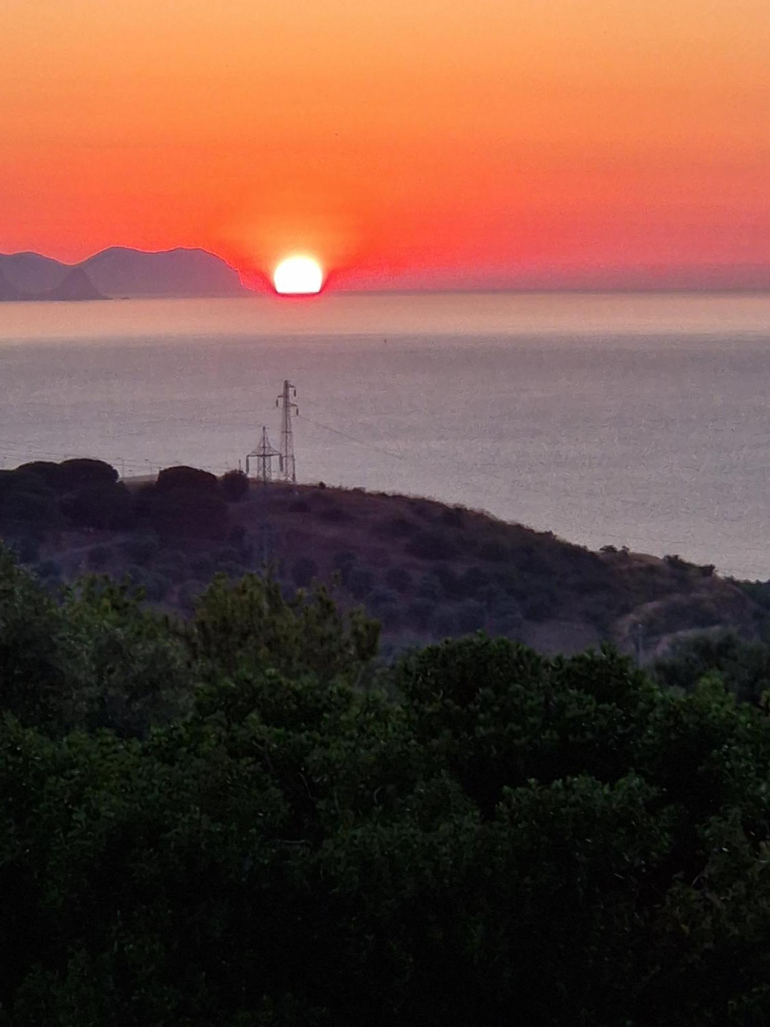 Villa Del Carrubo A Due Passi Dal Mare Di Cefalu Collesano Luaran gambar