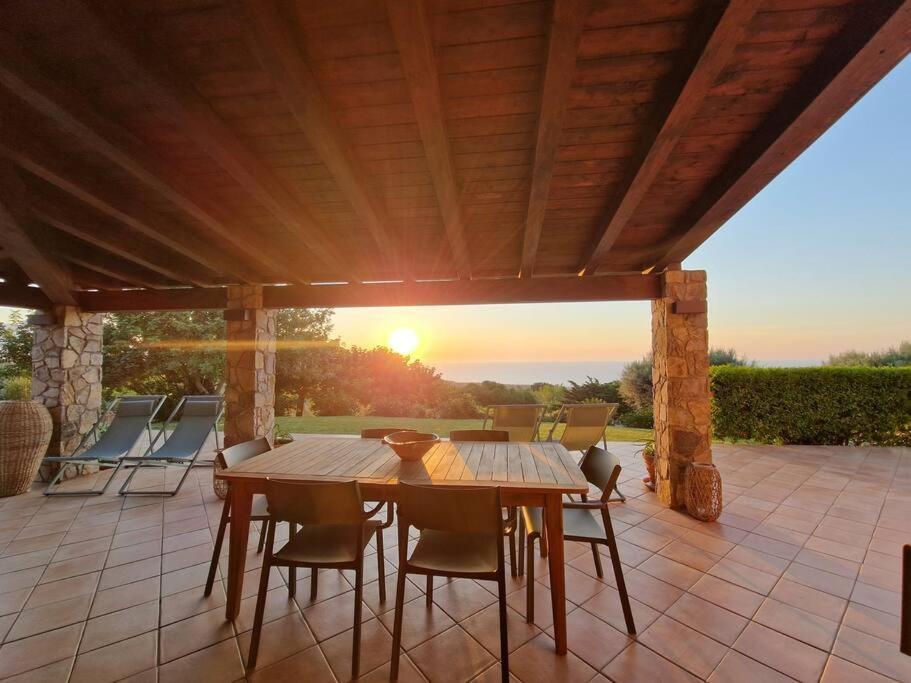 Villa Del Carrubo A Due Passi Dal Mare Di Cefalu Collesano Luaran gambar