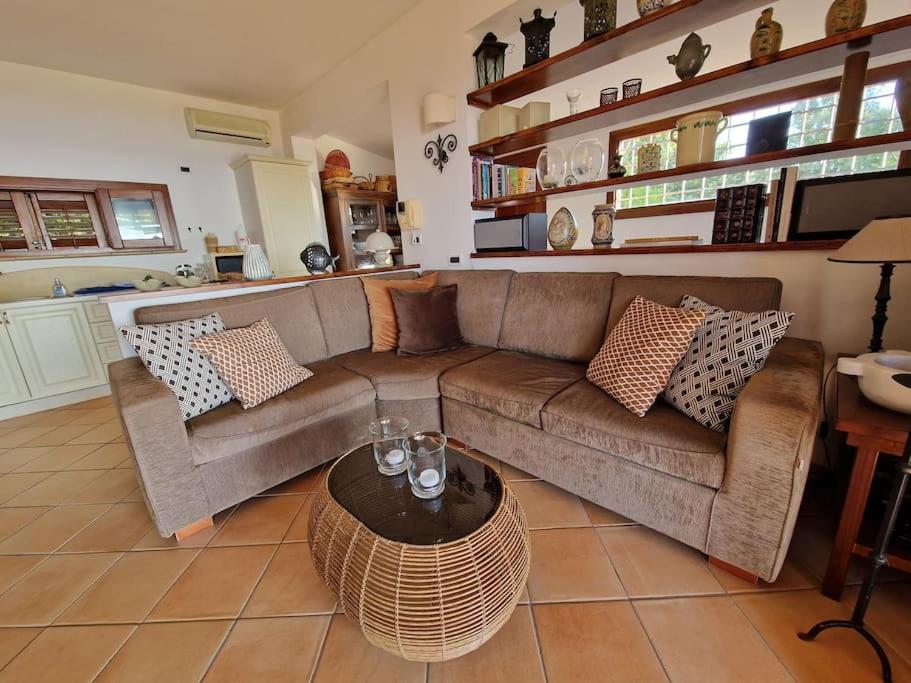 Villa Del Carrubo A Due Passi Dal Mare Di Cefalu Collesano Bilik gambar